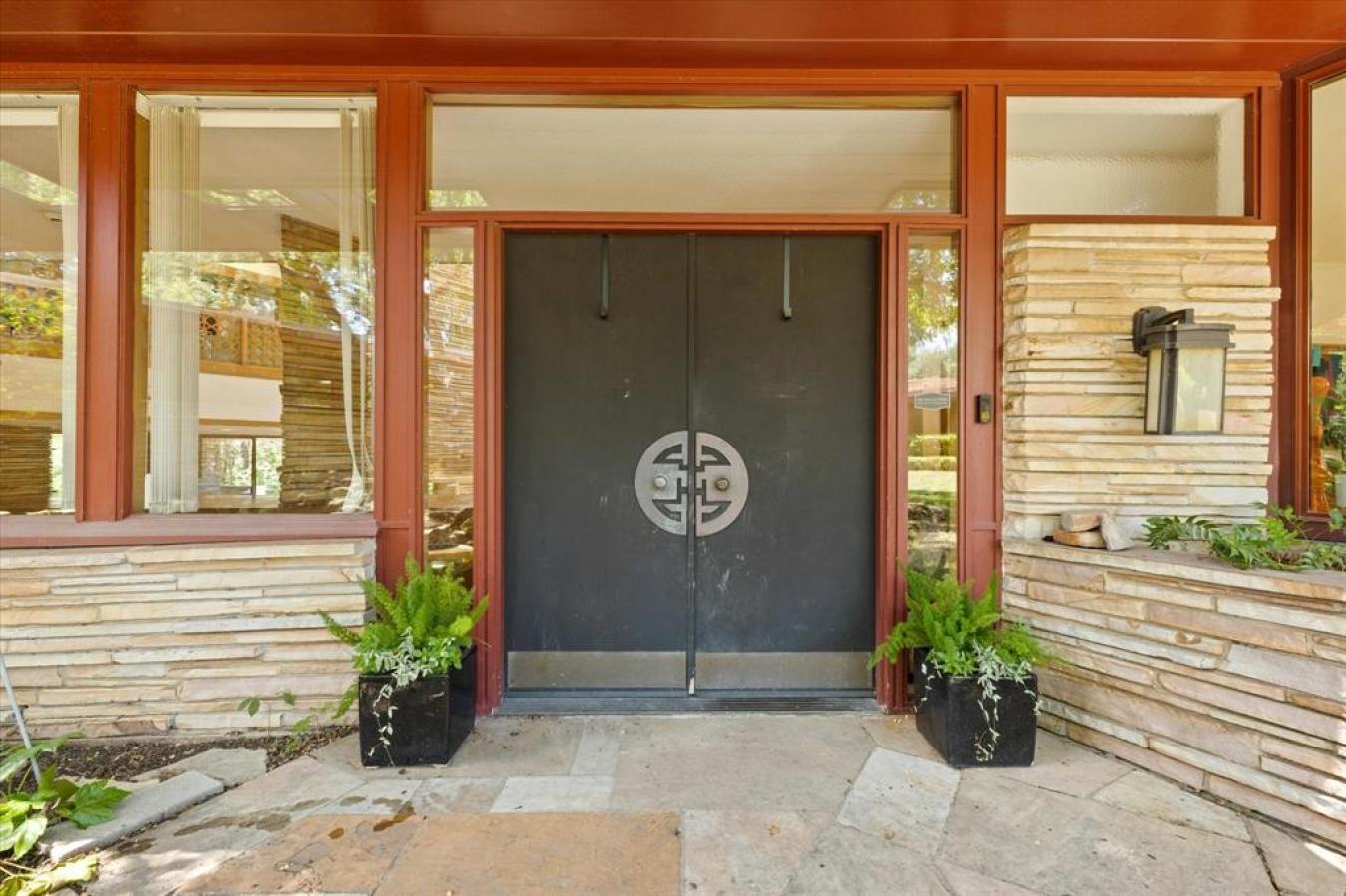 Fort Worth, Texas, 76109, United States, 6 Bedrooms Bedrooms, ,5 BathroomsBathrooms,Residential,For Sale,1745243