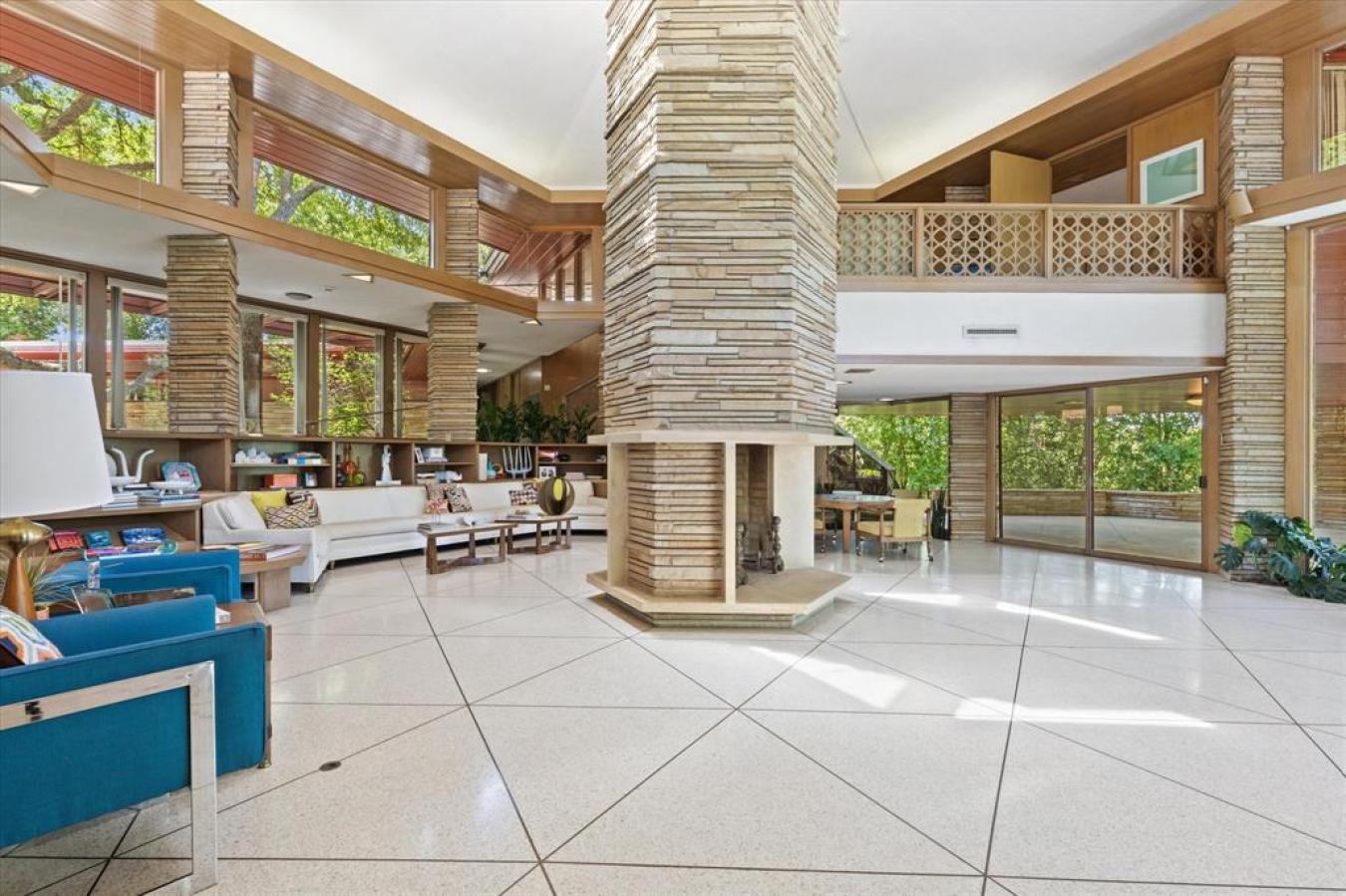 Fort Worth, Texas, 76109, United States, 6 Bedrooms Bedrooms, ,5 BathroomsBathrooms,Residential,For Sale,1745243