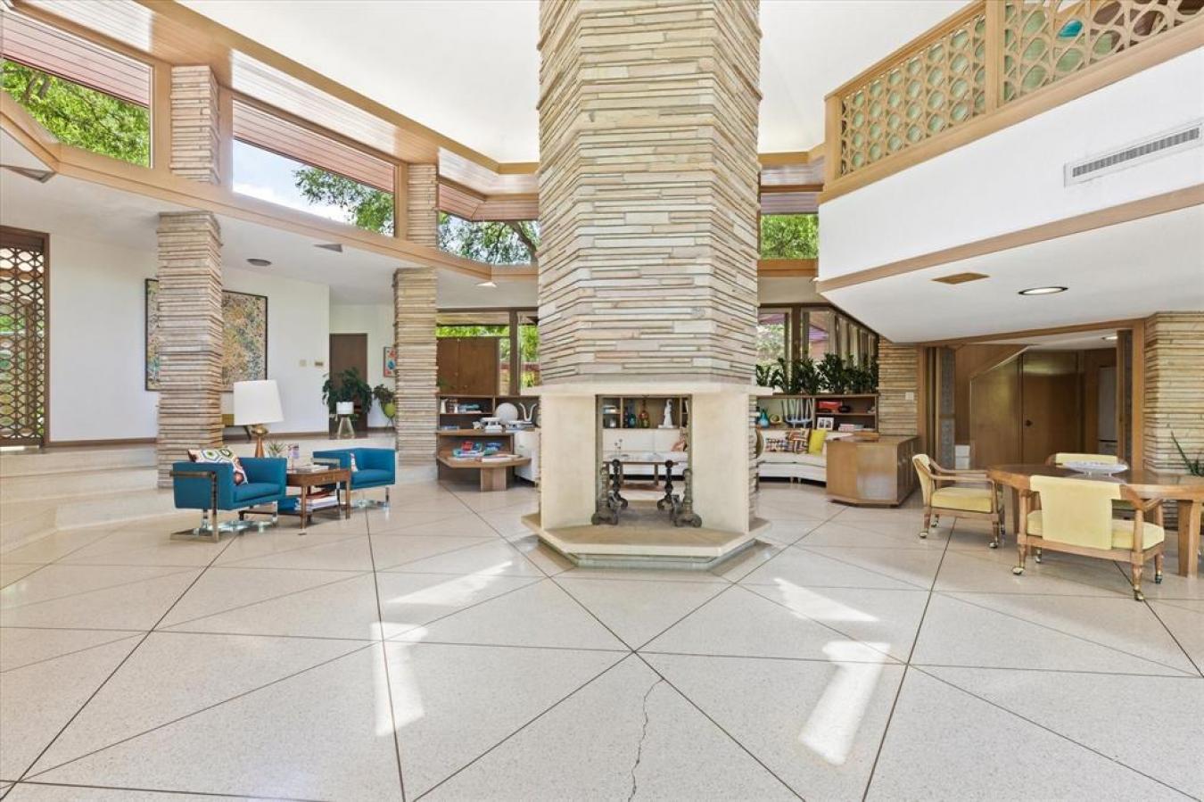 Fort Worth, Texas, 76109, United States, 6 Bedrooms Bedrooms, ,5 BathroomsBathrooms,Residential,For Sale,1745243