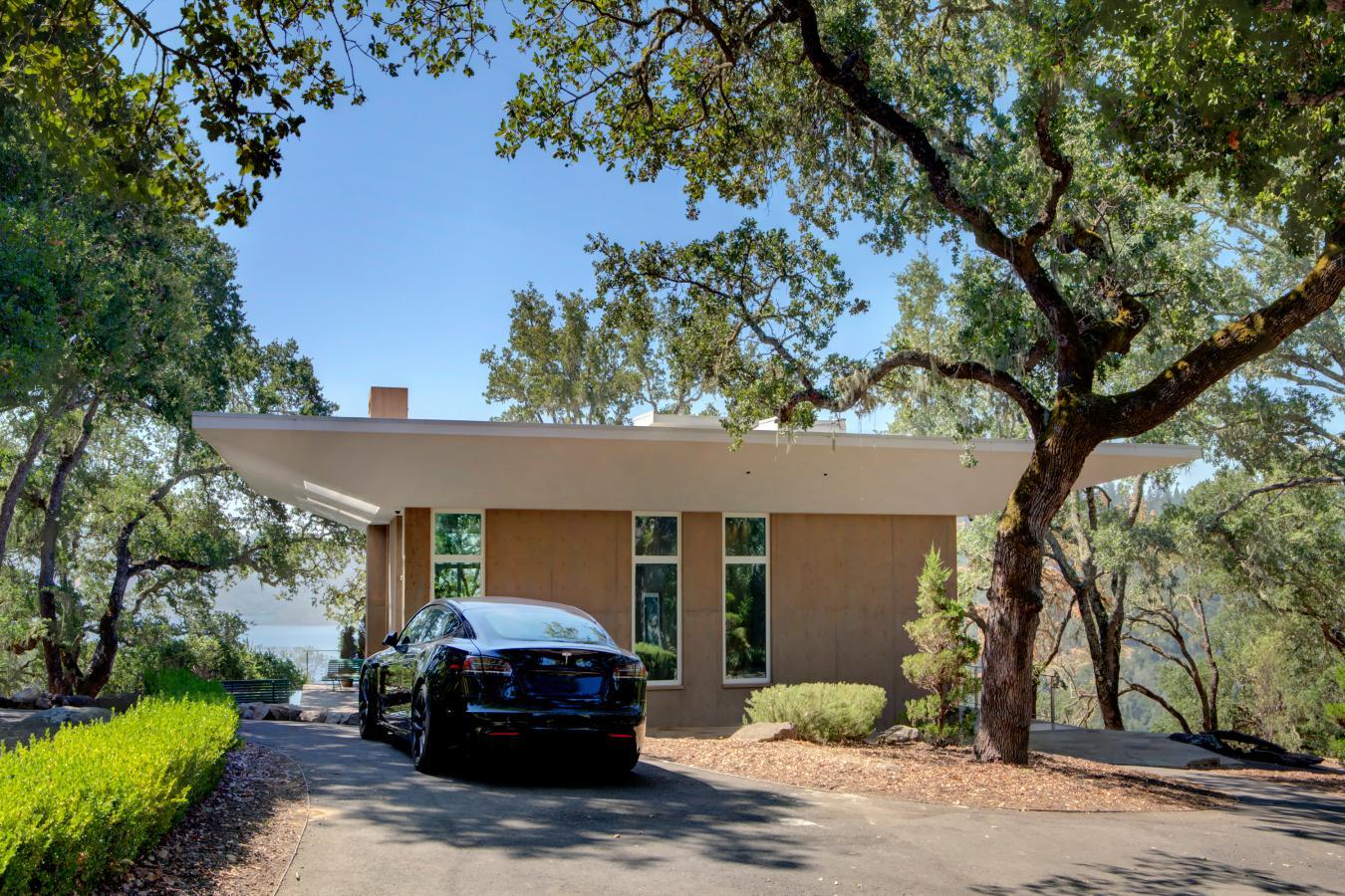 St. Helena, California, 94574, United States, 2 Bedrooms Bedrooms, ,2 BathroomsBathrooms,Residential,For Sale,1741935