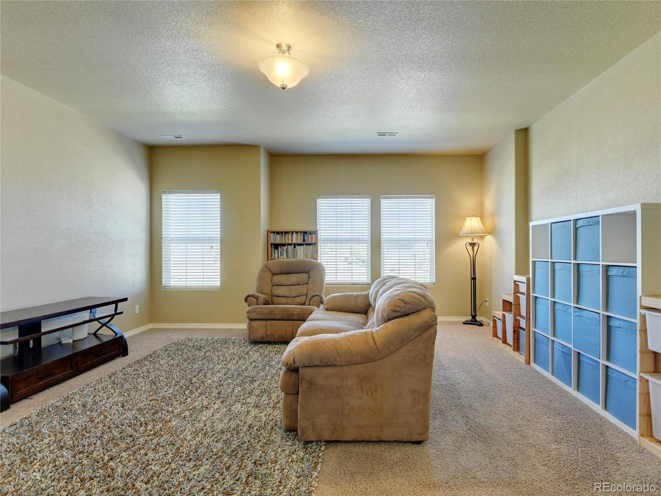 Monument, Colorado, 80132, United States, 5 Bedrooms Bedrooms, ,3 BathroomsBathrooms,Residential,For Sale,1745536