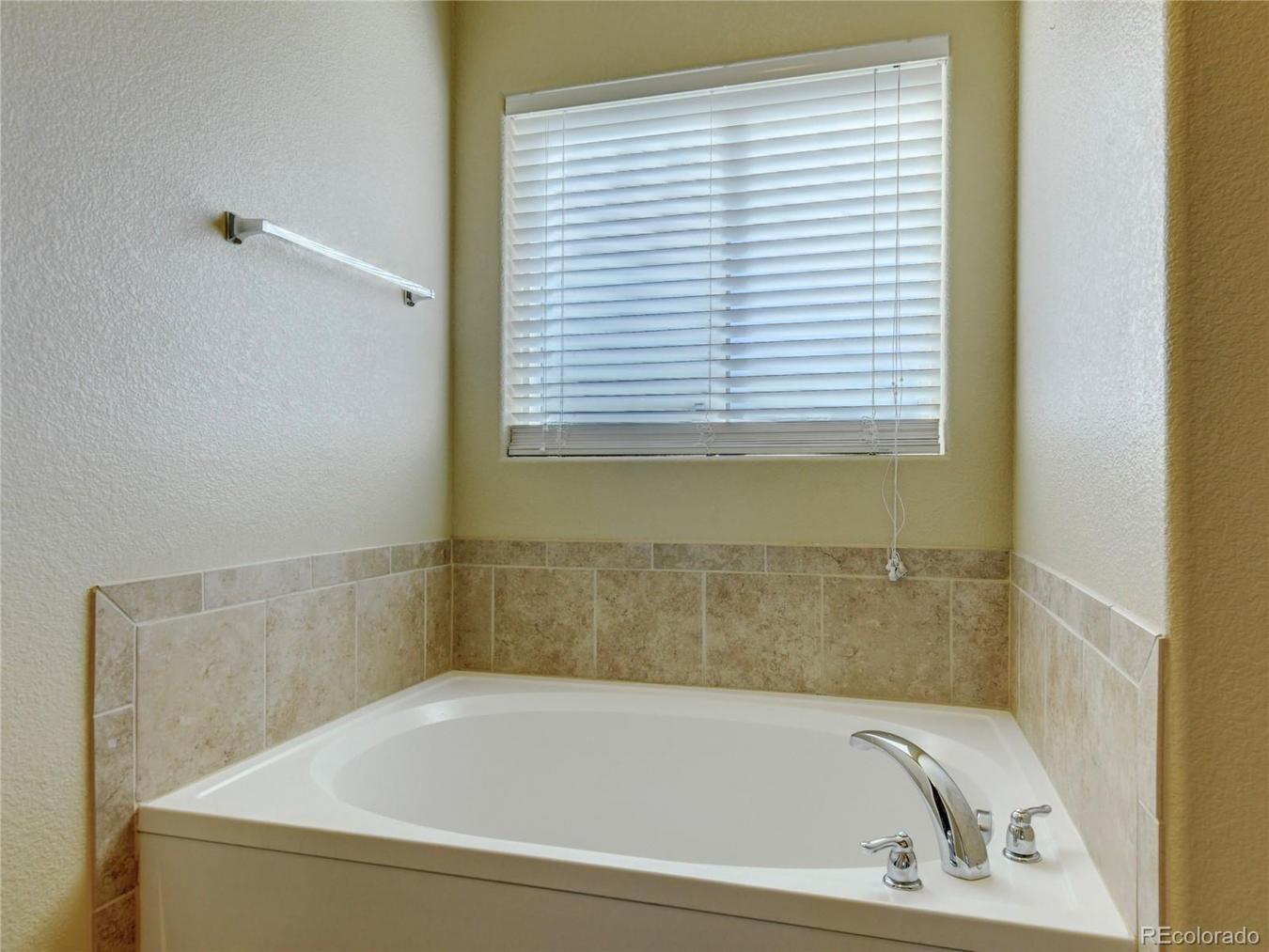 Monument, Colorado, 80132, United States, 5 Bedrooms Bedrooms, ,3 BathroomsBathrooms,Residential,For Sale,1745536