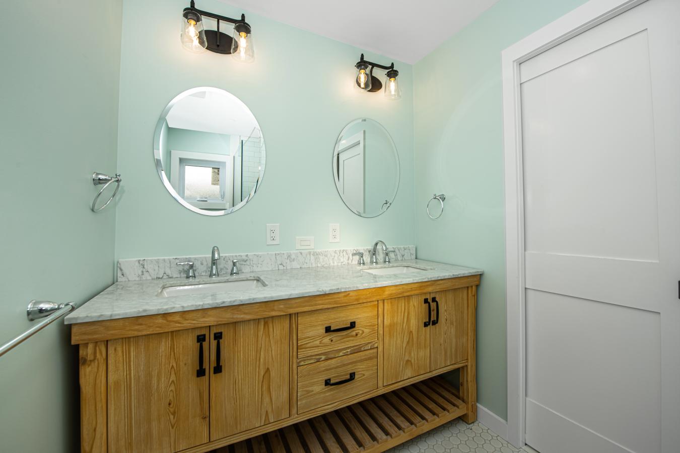 Baldwin, New York, 11510, United States, 4 Bedrooms Bedrooms, ,-39 BathroomBathrooms,Residential,For Sale,1745534