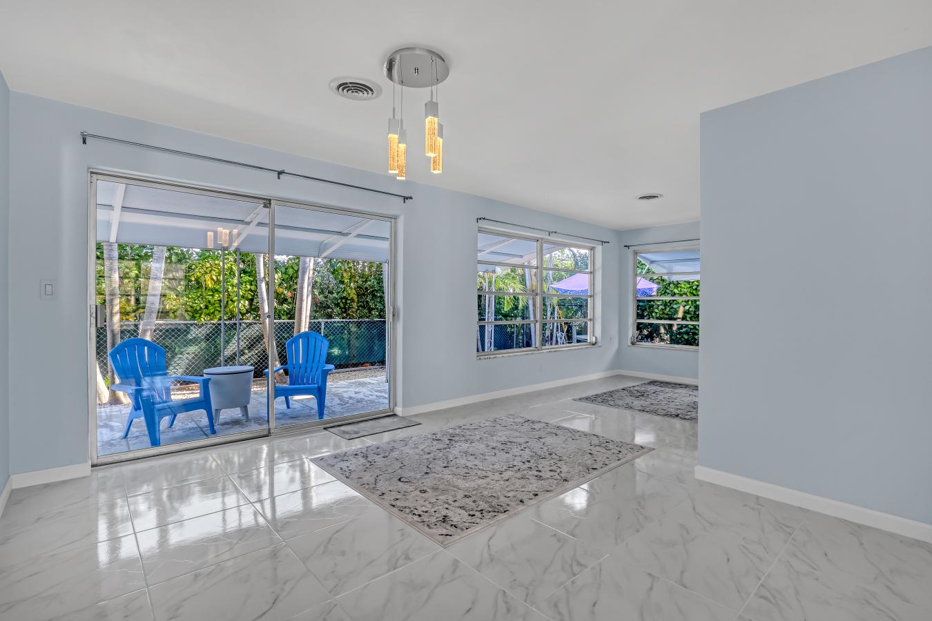 West Palm Beach, Florida, 33405, United States, 3 Bedrooms Bedrooms, ,2 BathroomsBathrooms,Residential,For Sale,1761526