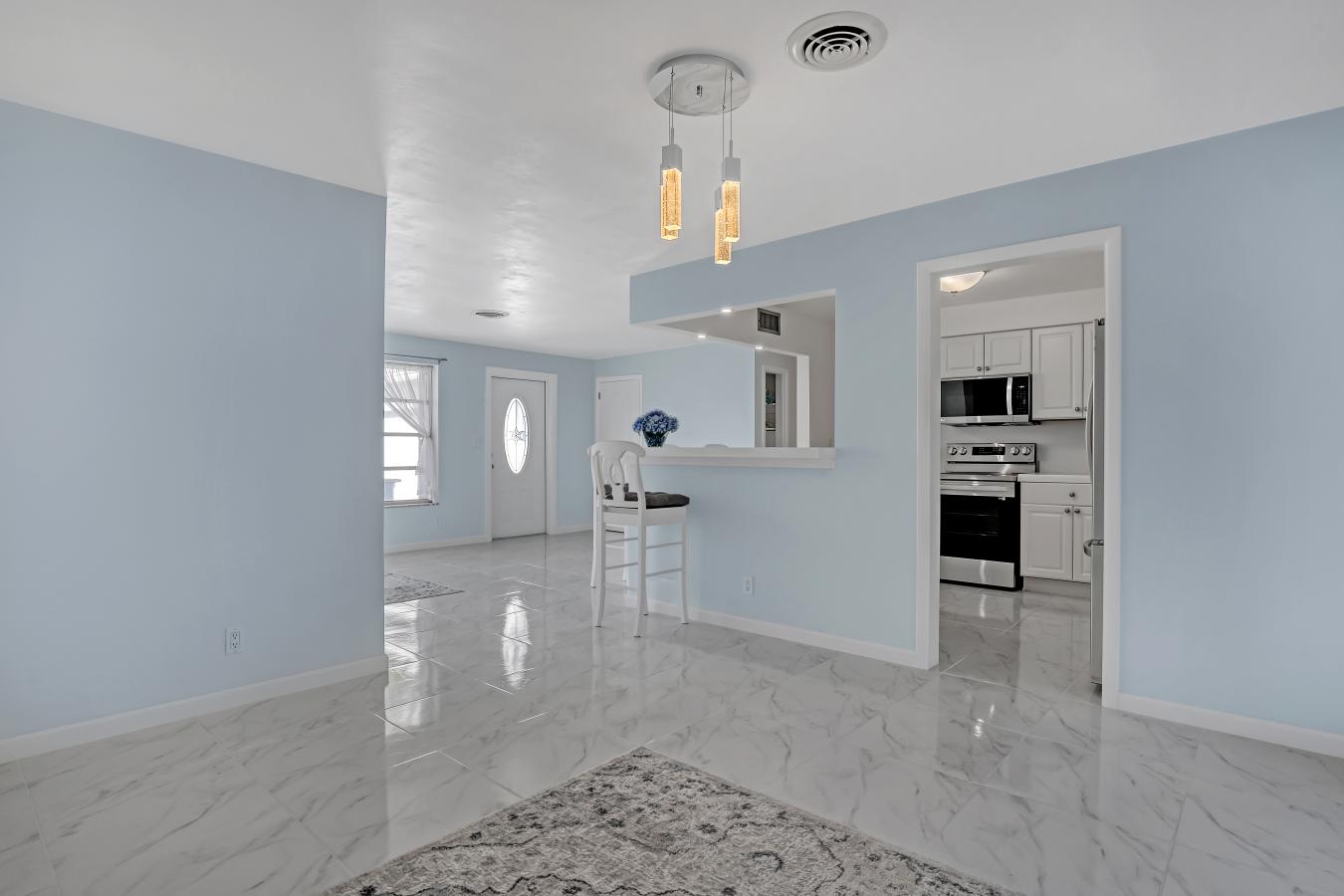 West Palm Beach, Florida, 33405, United States, 3 Bedrooms Bedrooms, ,2 BathroomsBathrooms,Residential,For Sale,1761526