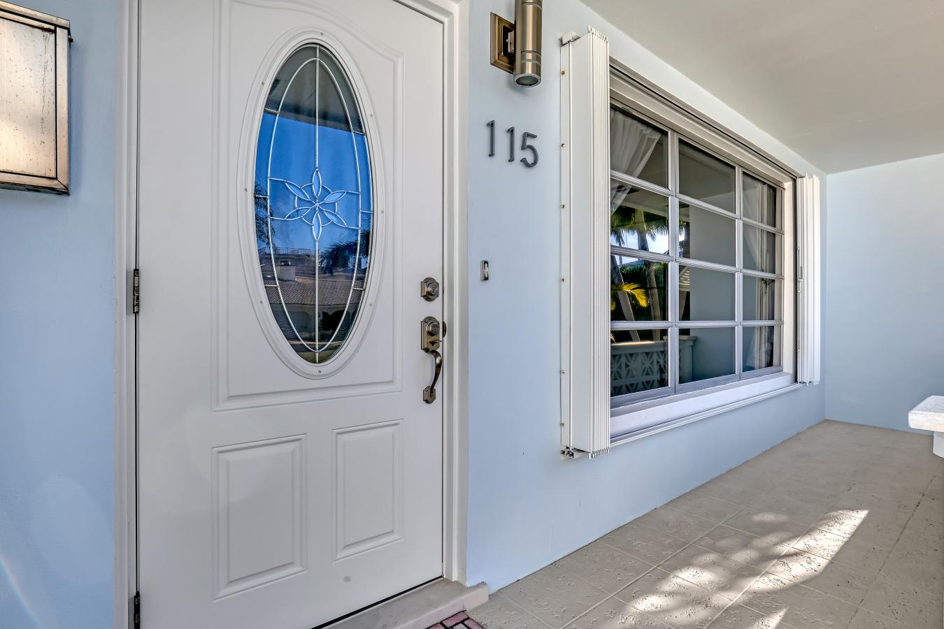 West Palm Beach, Florida, 33405, United States, 3 Bedrooms Bedrooms, ,2 BathroomsBathrooms,Residential,For Sale,1761526