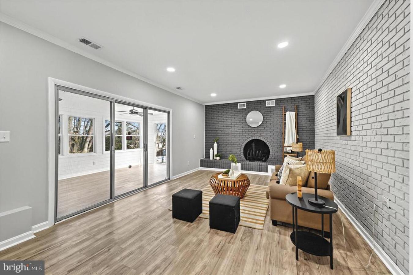 PARKVILLE, Maryland, 21234, United States, 4 Bedrooms Bedrooms, ,2 BathroomsBathrooms,Residential,For Sale,1745530