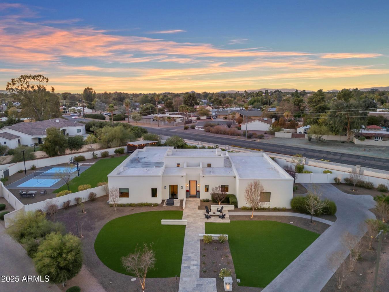 Scottsdale, Arizona, 85254, United States, 5 Bedrooms Bedrooms, ,Residential,For Sale,1747155