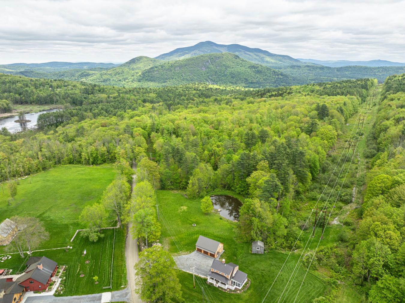 Cavendish, Vermont, 05142, United States, 5 Bedrooms Bedrooms, ,3 BathroomsBathrooms,Residential,For Sale,1745501