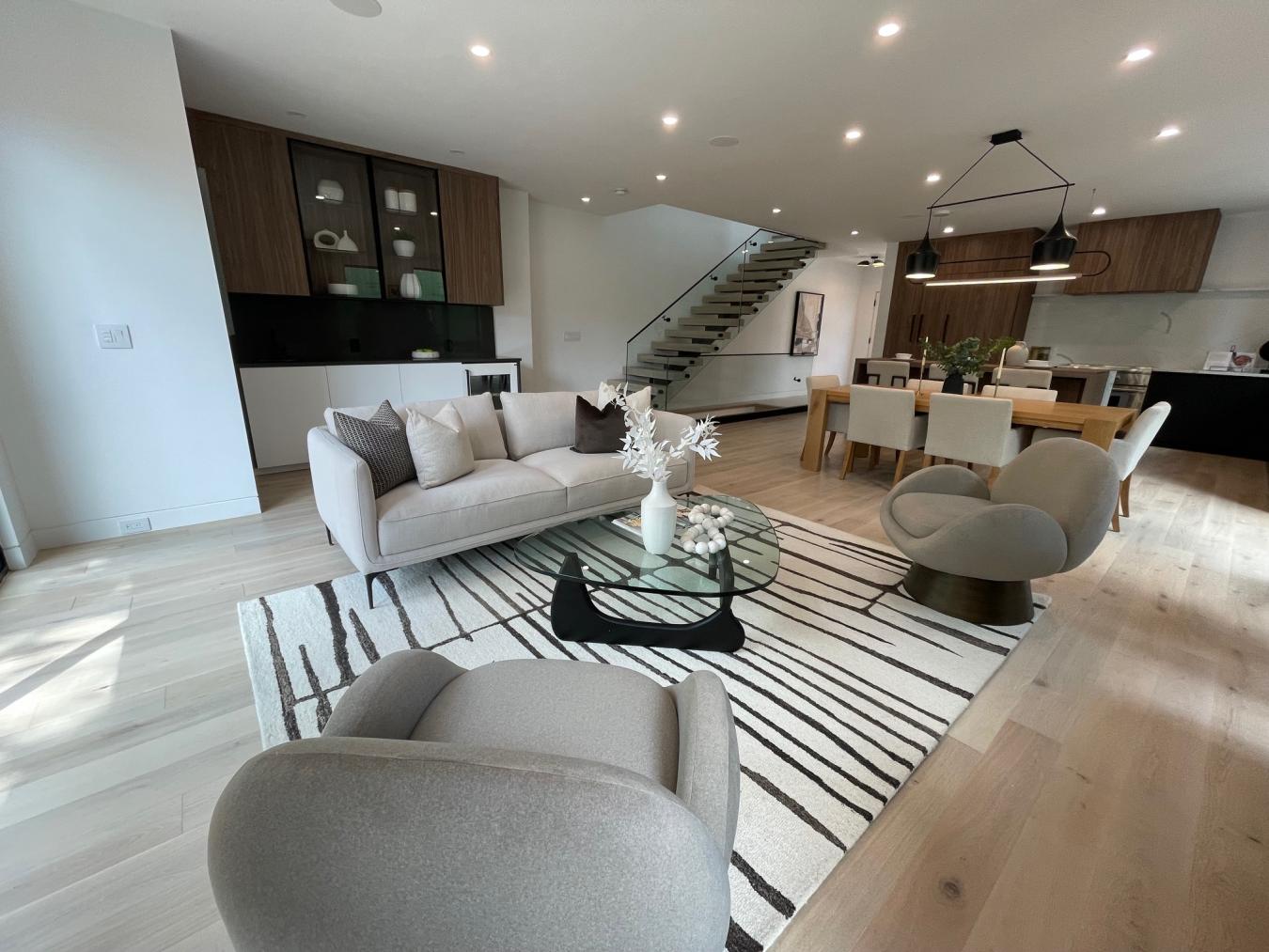 Cambridge, Massachusetts, 02140, United States, 4 Bedrooms Bedrooms, ,4 BathroomsBathrooms,Residential,For Sale,1747142