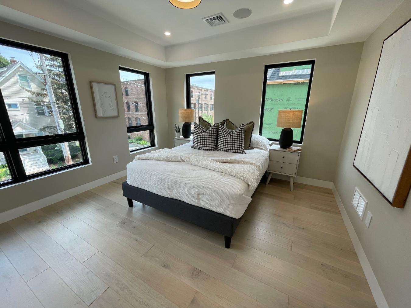 Cambridge, Massachusetts, 02140, United States, 4 Bedrooms Bedrooms, ,4 BathroomsBathrooms,Residential,For Sale,1747142