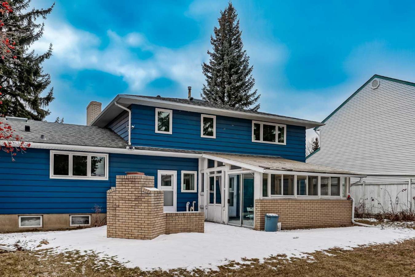 Calgary, AB, T3E6J2, Canada, 5 Bedrooms Bedrooms, ,2 BathroomsBathrooms,Residential,For Sale,1747141