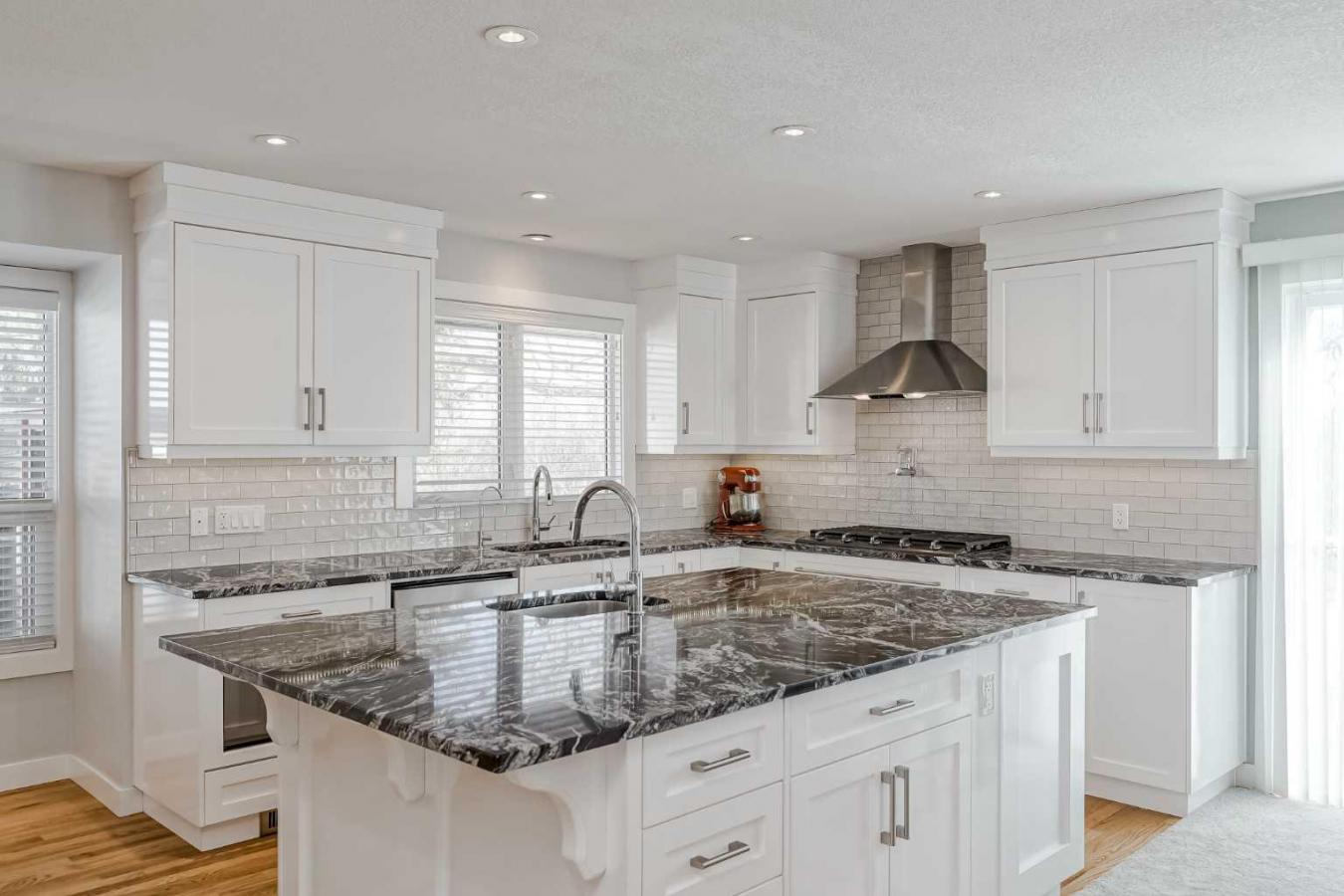 Rural Rocky View County, AB, T4A 0N2, Canada, 5 Bedrooms Bedrooms, ,2 BathroomsBathrooms,Residential,For Sale,1747140