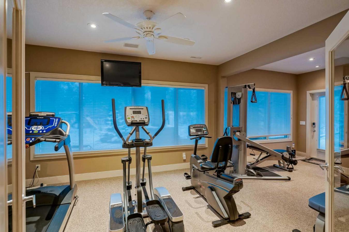 Rural Rocky View County, AB, T3R1C2, Canada, 6 Bedrooms Bedrooms, ,5 BathroomsBathrooms,Residential,For Sale,1748098