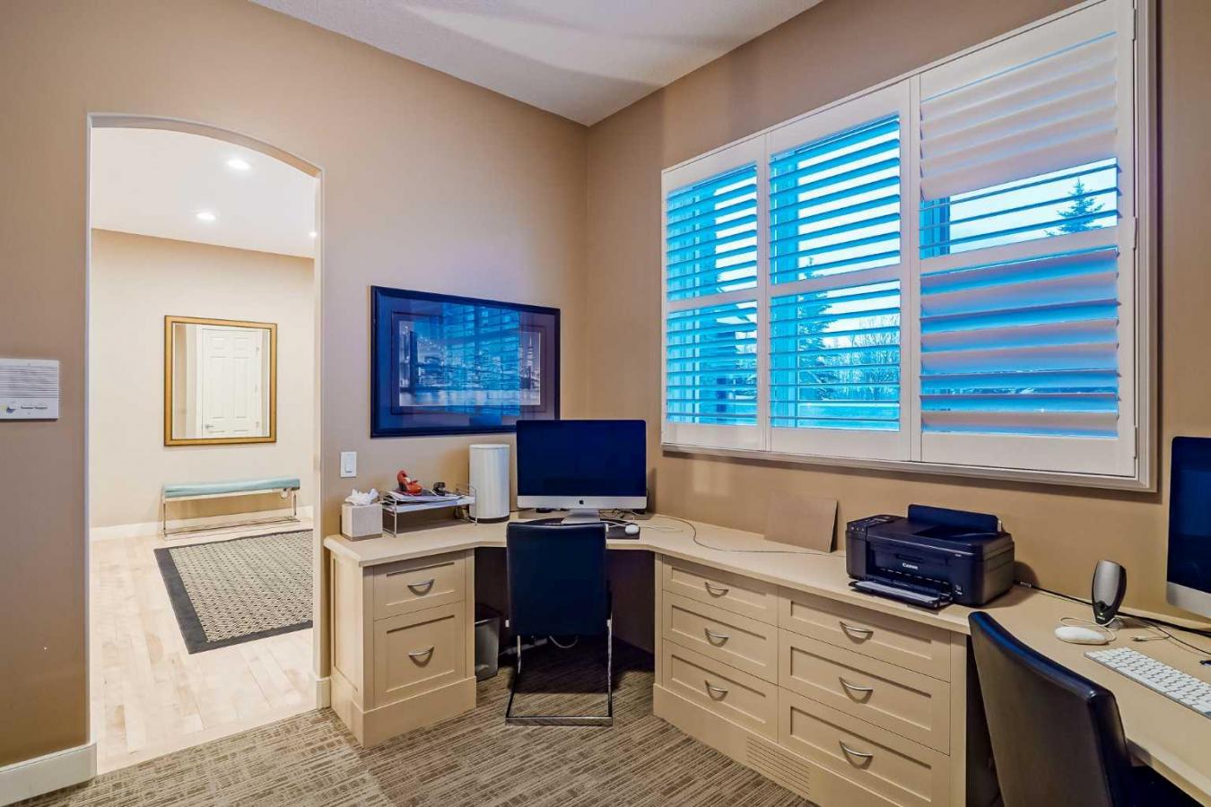 Rural Rocky View County, AB, T3R1C2, Canada, 6 Bedrooms Bedrooms, ,5 BathroomsBathrooms,Residential,For Sale,1748098