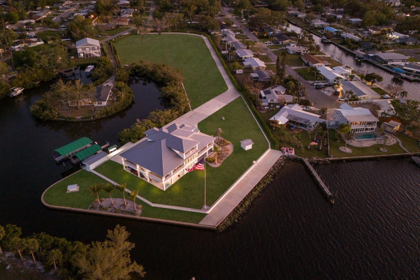 Bradenton, Florida, 34208, United States, 5 Bedrooms Bedrooms, ,5 BathroomsBathrooms,Residential,For Sale,1747139