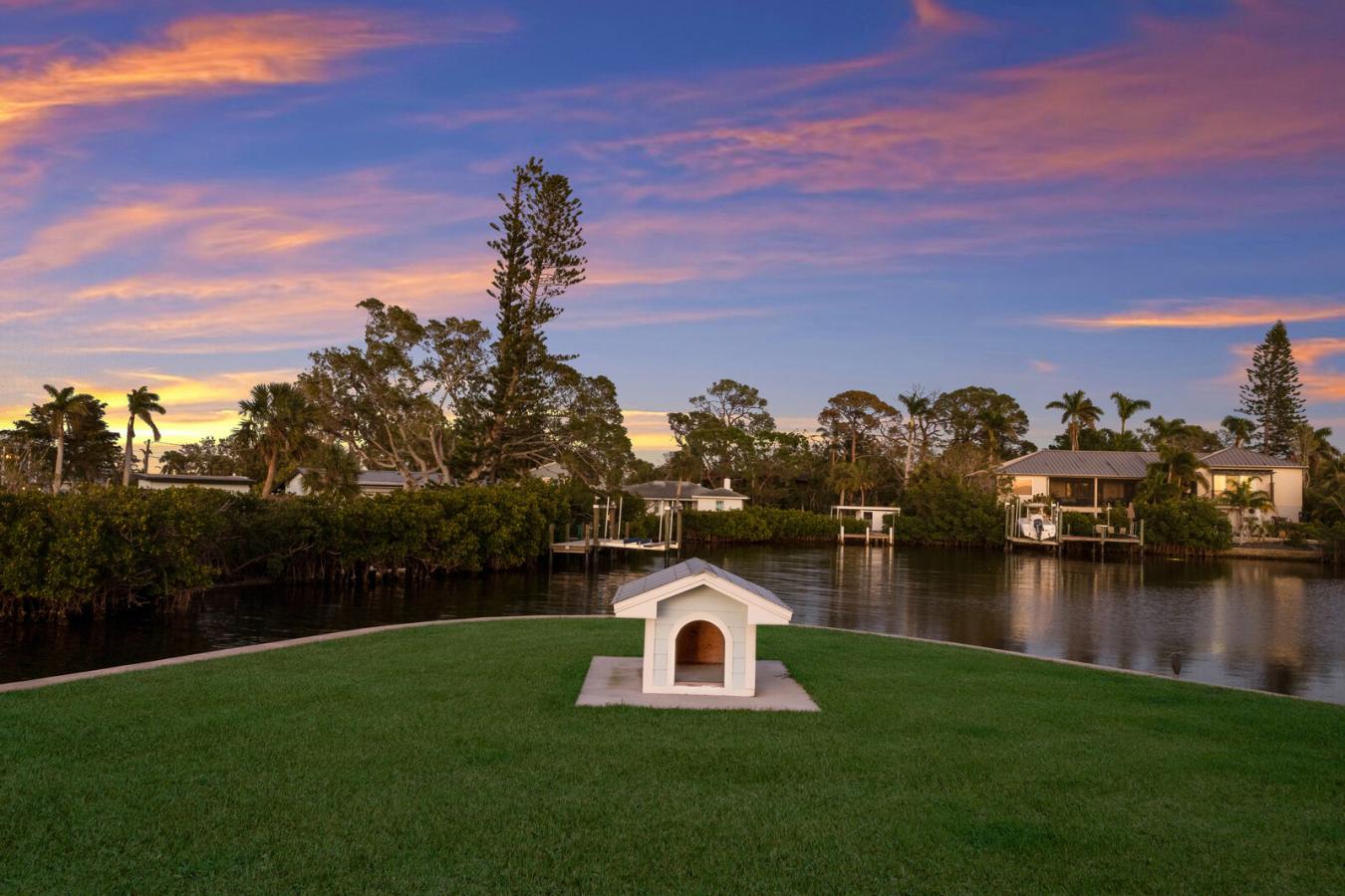 Bradenton, Florida, 34208, United States, 5 Bedrooms Bedrooms, ,5 BathroomsBathrooms,Residential,For Sale,1747139