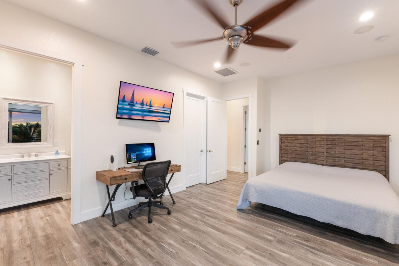 Bradenton, Florida, 34208, United States, 5 Bedrooms Bedrooms, ,5 BathroomsBathrooms,Residential,For Sale,1747139