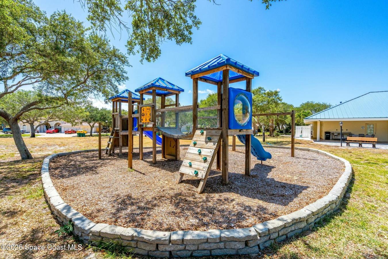 Melbourne, Florida, 32903, United States, 4 Bedrooms Bedrooms, ,2 BathroomsBathrooms,Residential,For Sale,1748095