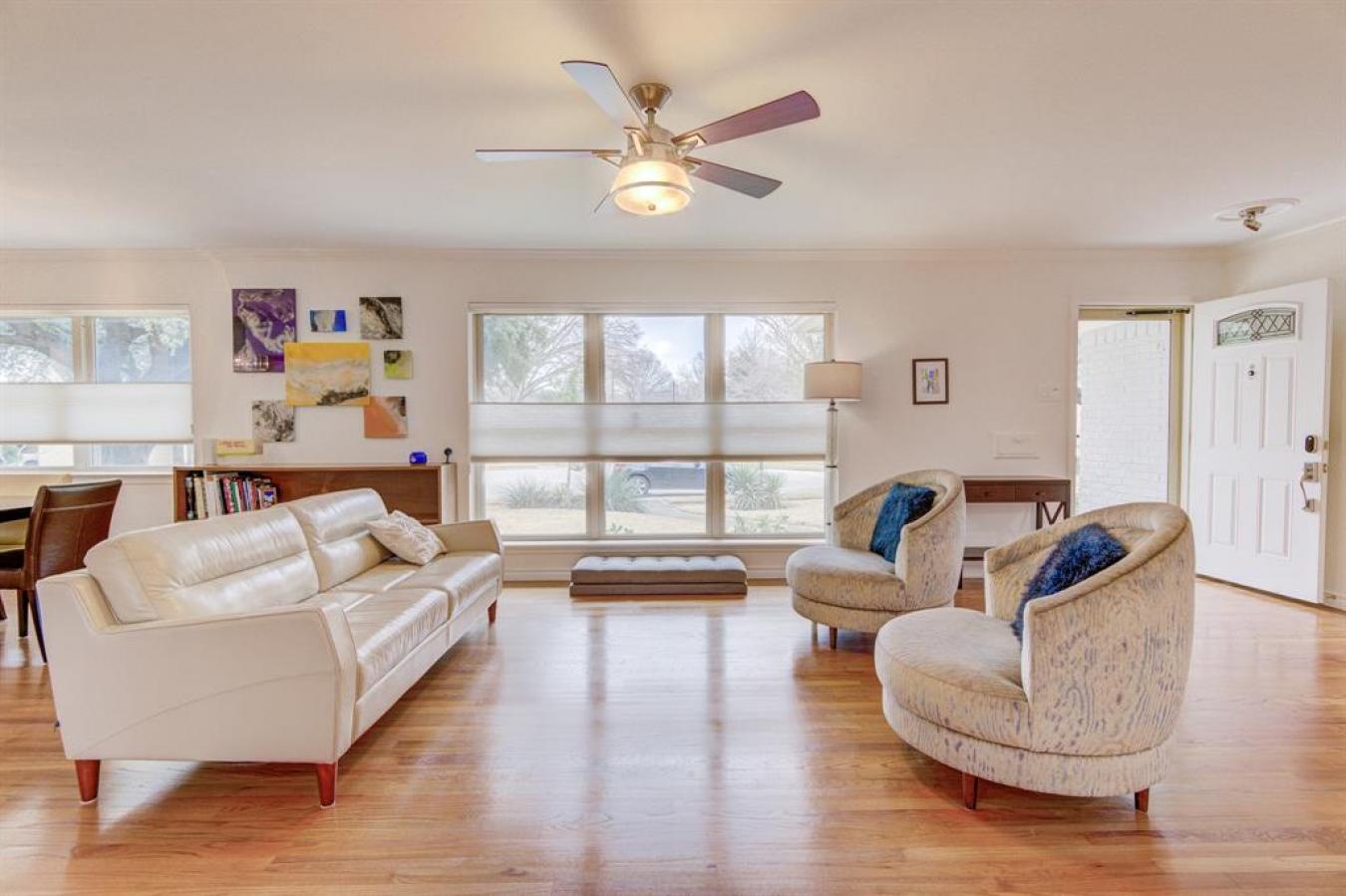Dallas, Texas, 75231, United States, 3 Bedrooms Bedrooms, ,2 BathroomsBathrooms,Residential,For Sale,1748093