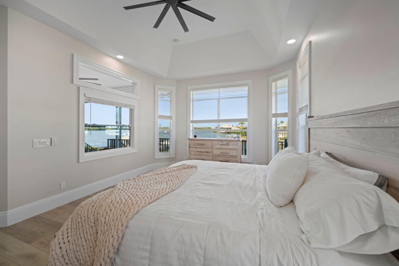 Bonita Springs, Florida, 34134, United States, 3 Bedrooms Bedrooms, ,4 BathroomsBathrooms,Residential,For Sale,1745499