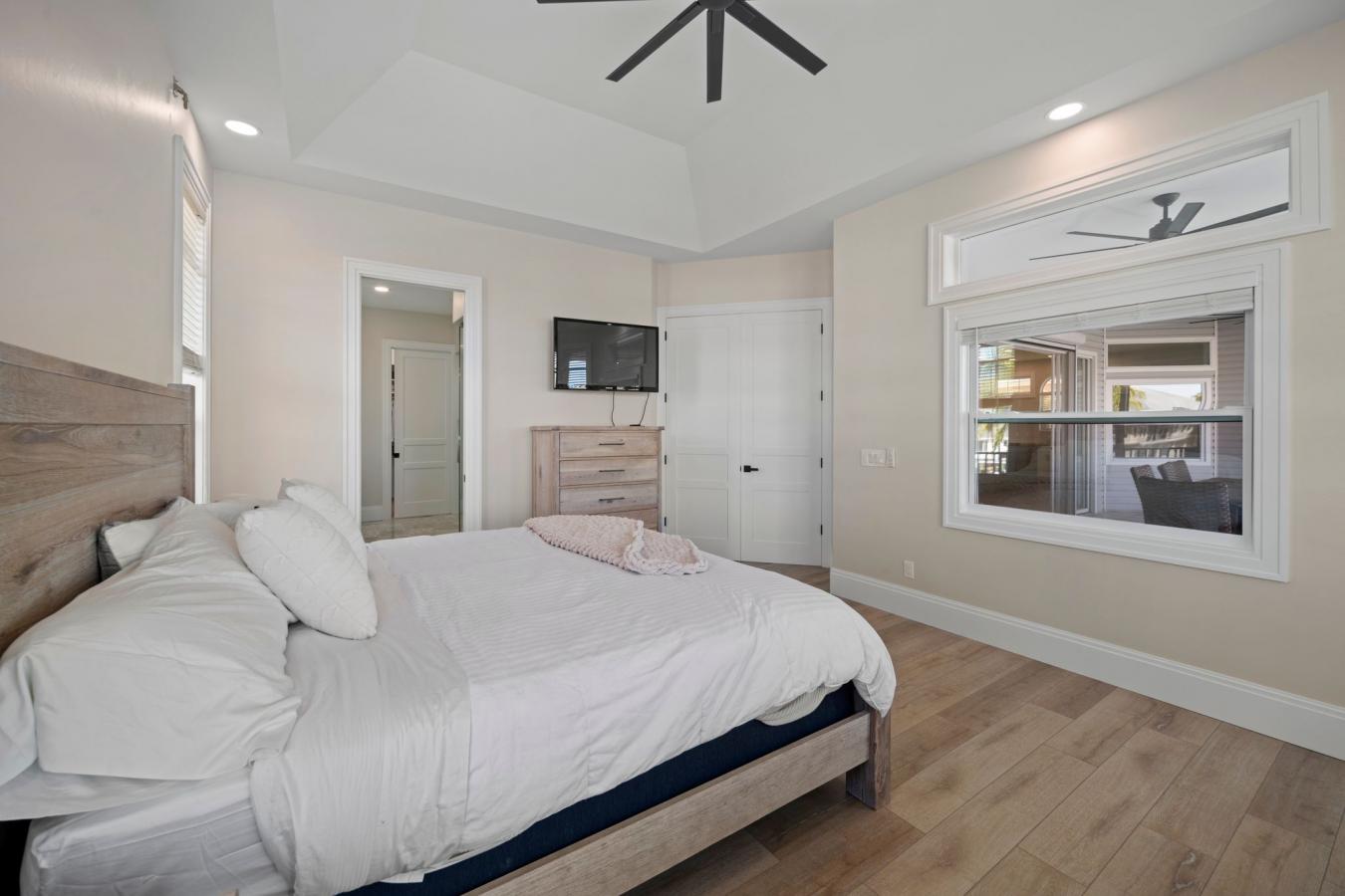 Bonita Springs, Florida, 34134, United States, 3 Bedrooms Bedrooms, ,4 BathroomsBathrooms,Residential,For Sale,1745499