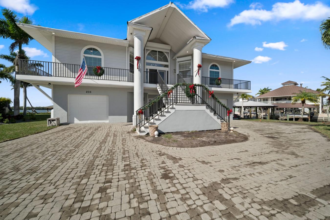 Bonita Springs, Florida, 34134, United States, 3 Bedrooms Bedrooms, ,4 BathroomsBathrooms,Residential,For Sale,1745499