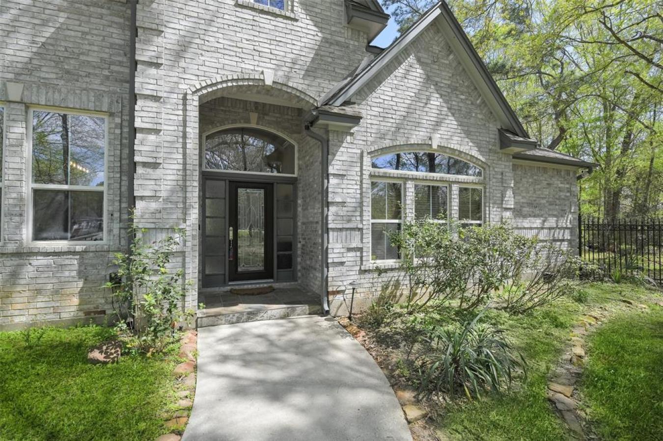Conroe, Texas, 77385, United States, 4 Bedrooms Bedrooms, ,4 BathroomsBathrooms,Residential,For Sale,1748077