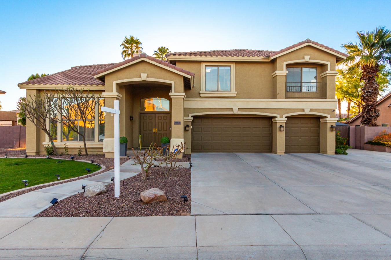 Chandler, Arizona, 85249, United States, 5 Bedrooms Bedrooms, ,3 BathroomsBathrooms,Residential,For Sale,1753779