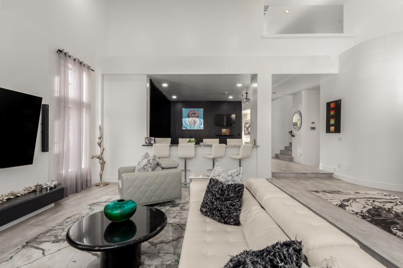 Chandler, Arizona, 85249, United States, 5 Bedrooms Bedrooms, ,3 BathroomsBathrooms,Residential,For Sale,1753779