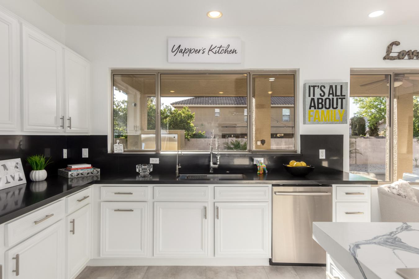 Chandler, Arizona, 85249, United States, 5 Bedrooms Bedrooms, ,3 BathroomsBathrooms,Residential,For Sale,1753779