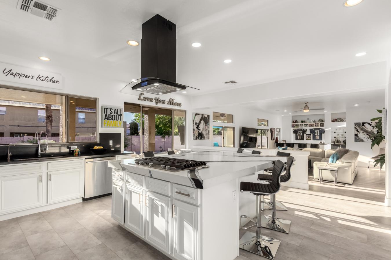 Chandler, Arizona, 85249, United States, 5 Bedrooms Bedrooms, ,3 BathroomsBathrooms,Residential,For Sale,1753779