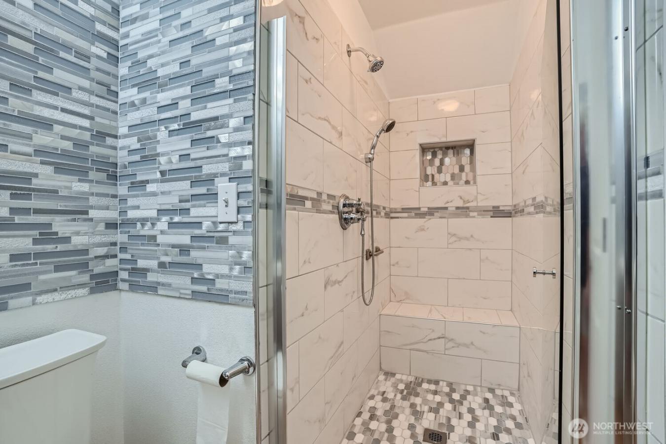 Vancouver, Washington, 98665, United States, 5 Bedrooms Bedrooms, ,3 BathroomsBathrooms,Residential,For Sale,1748560