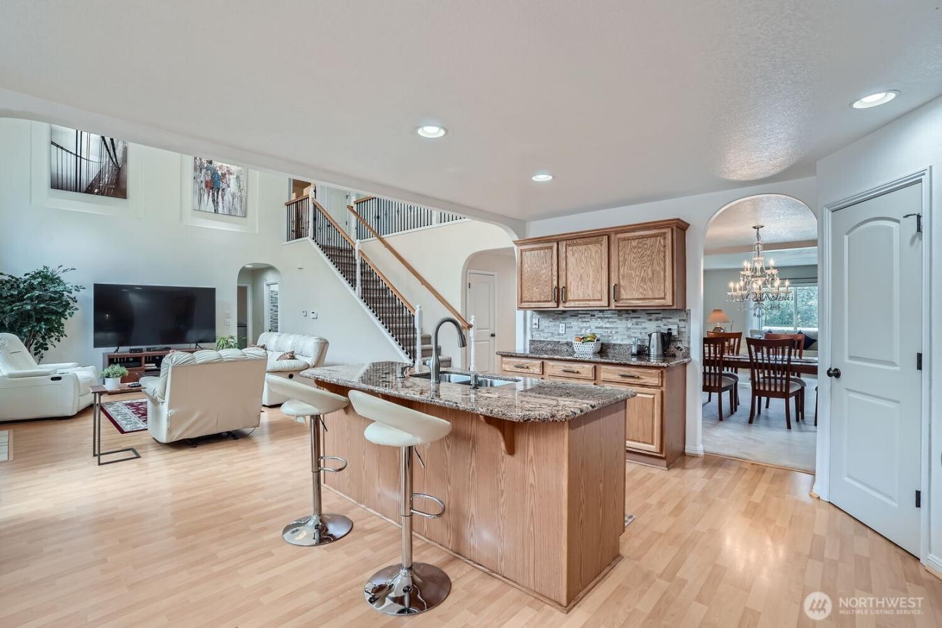 Vancouver, Washington, 98665, United States, 5 Bedrooms Bedrooms, ,3 BathroomsBathrooms,Residential,For Sale,1748560