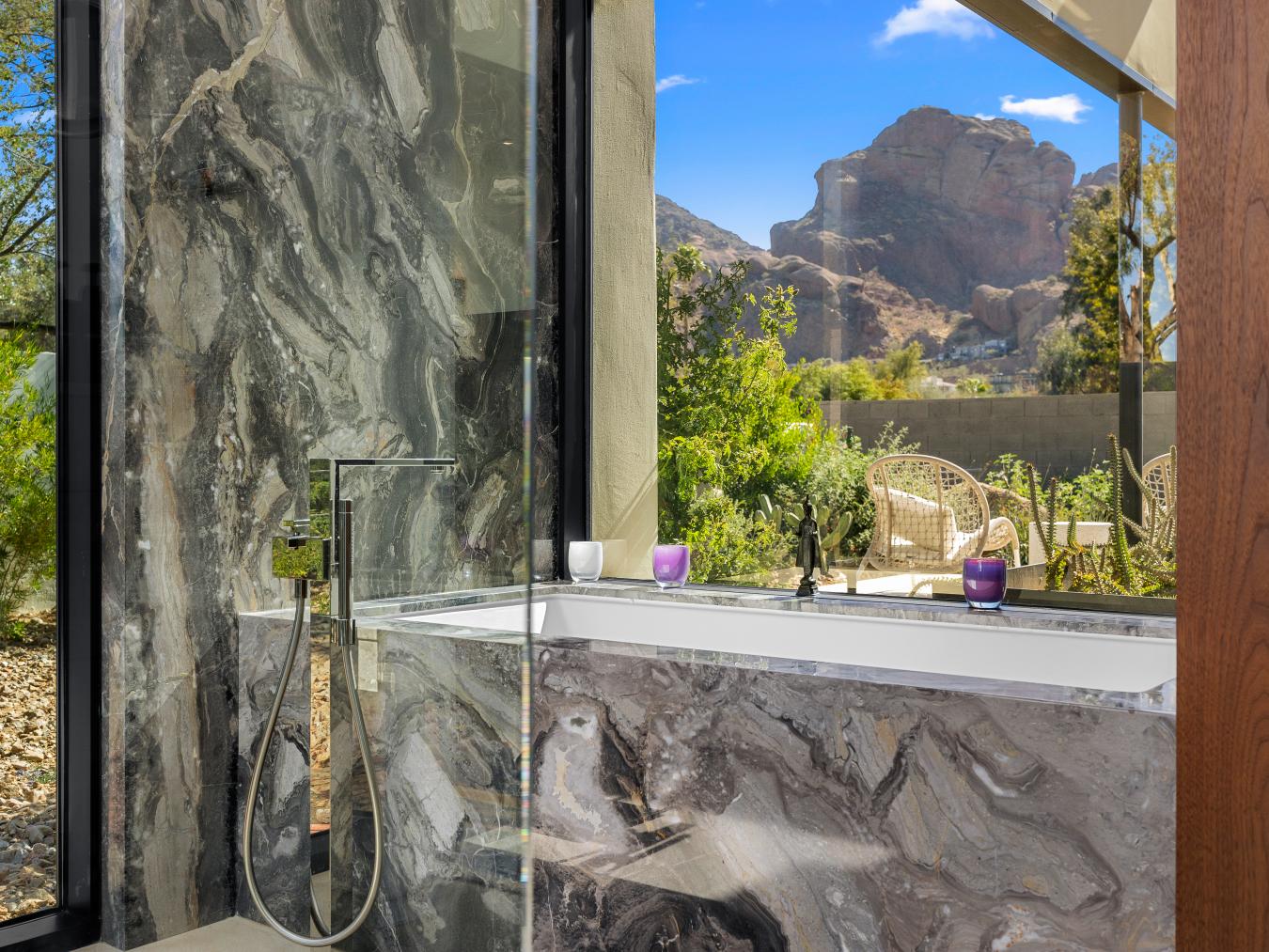 Paradise Valley, Arizona, 85253, United States, 4 Bedrooms Bedrooms, ,4 BathroomsBathrooms,Residential,For Sale,1747133