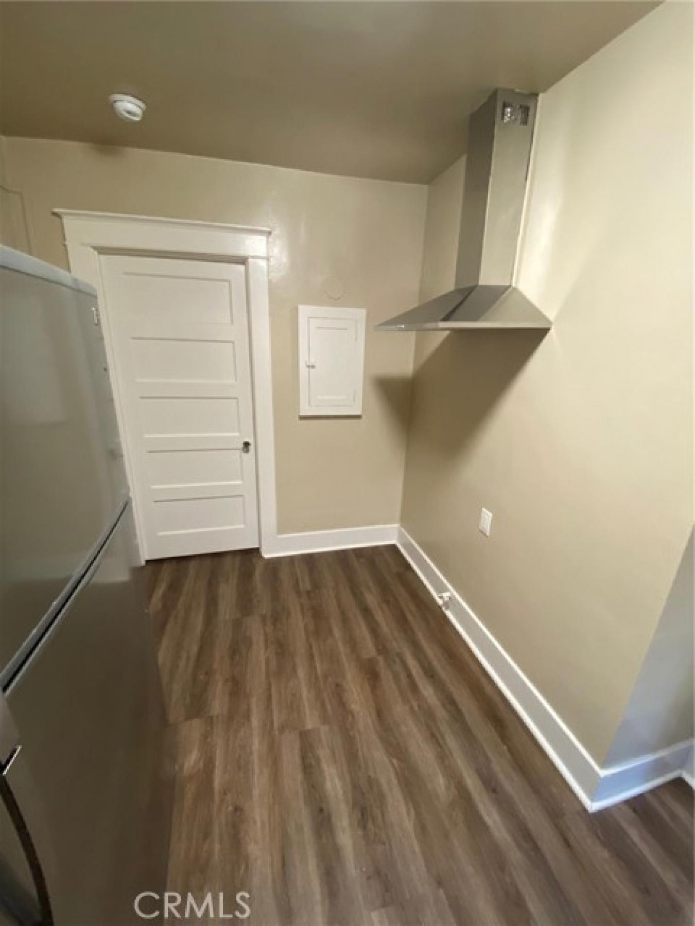 Los Angeles, California, 90006, United States, ,Residential,For Sale,1748558