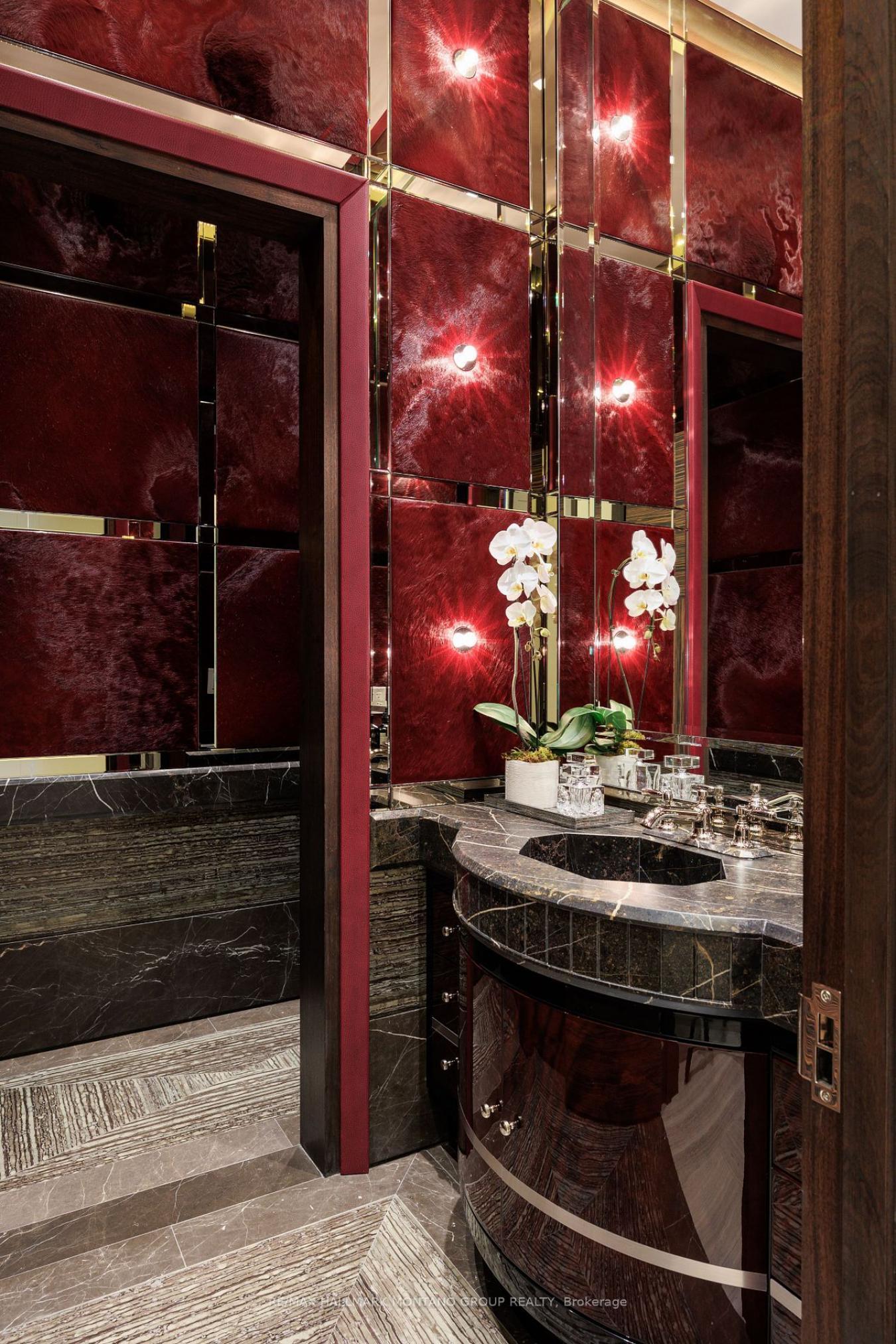 Rosseau, ON, P0C 1J0, Canada, 6 Bedrooms Bedrooms, ,8 BathroomsBathrooms,Residential,For Sale,1747132