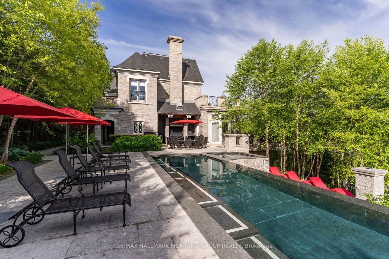 Rosseau, ON, P0C 1J0, Canada, 6 Bedrooms Bedrooms, ,8 BathroomsBathrooms,Residential,For Sale,1747132