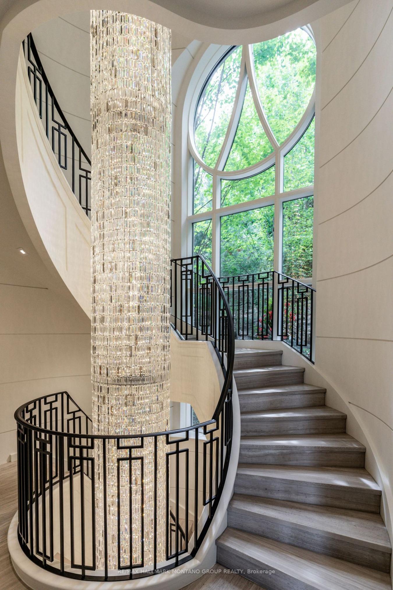 Rosseau, ON, P0C 1J0, Canada, 6 Bedrooms Bedrooms, ,8 BathroomsBathrooms,Residential,For Sale,1747132