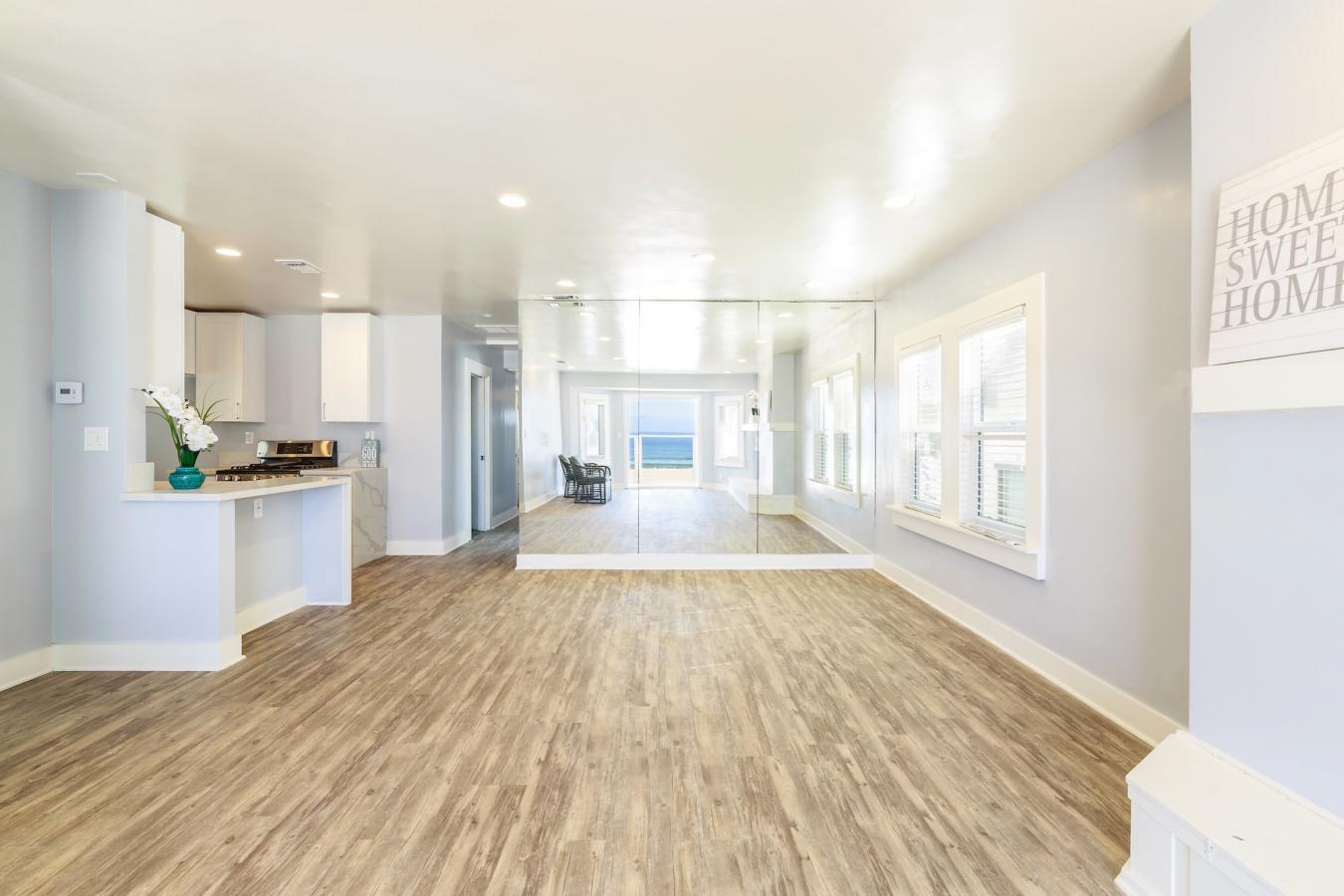 Hermosa Beach, California, 90254, United States, 11 Bedrooms Bedrooms, ,7 BathroomsBathrooms,Residential,For Sale,1747131