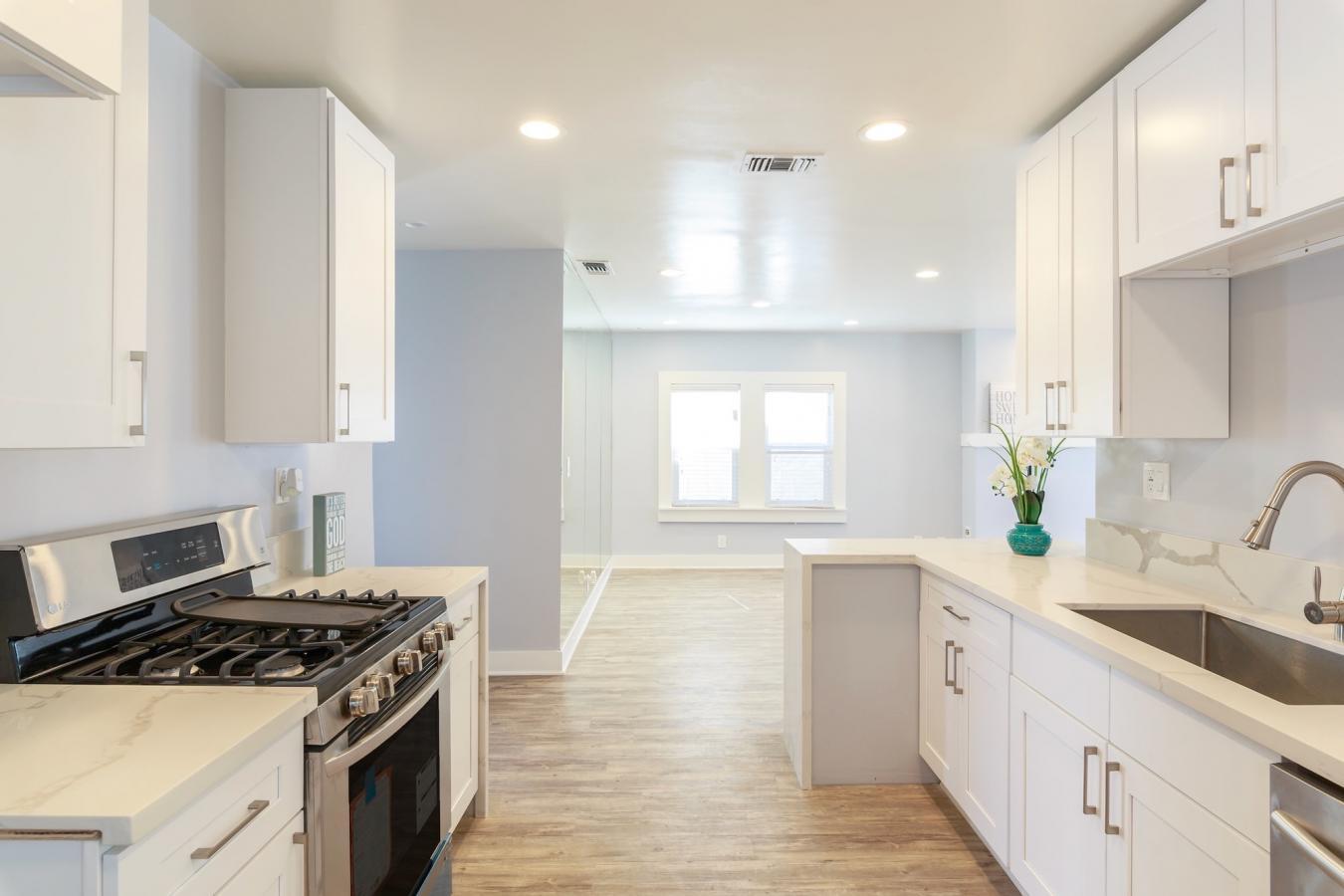 Hermosa Beach, California, 90254, United States, 11 Bedrooms Bedrooms, ,7 BathroomsBathrooms,Residential,For Sale,1747131