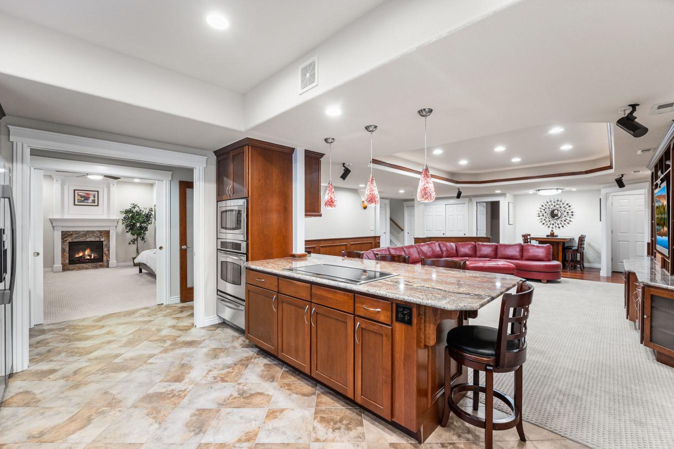 Littleton, Colorado, 80128, United States, 6 Bedrooms Bedrooms, ,5 BathroomsBathrooms,Residential,For Sale,1748553