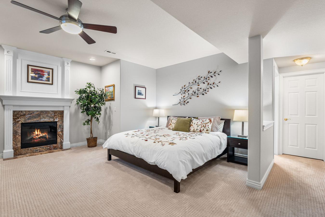 Littleton, Colorado, 80128, United States, 6 Bedrooms Bedrooms, ,5 BathroomsBathrooms,Residential,For Sale,1748553