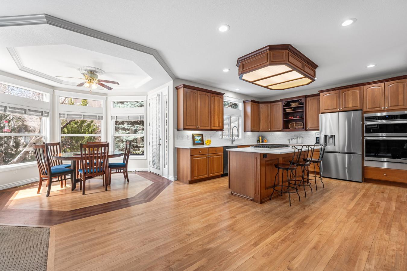 Littleton, Colorado, 80128, United States, 6 Bedrooms Bedrooms, ,5 BathroomsBathrooms,Residential,For Sale,1748553