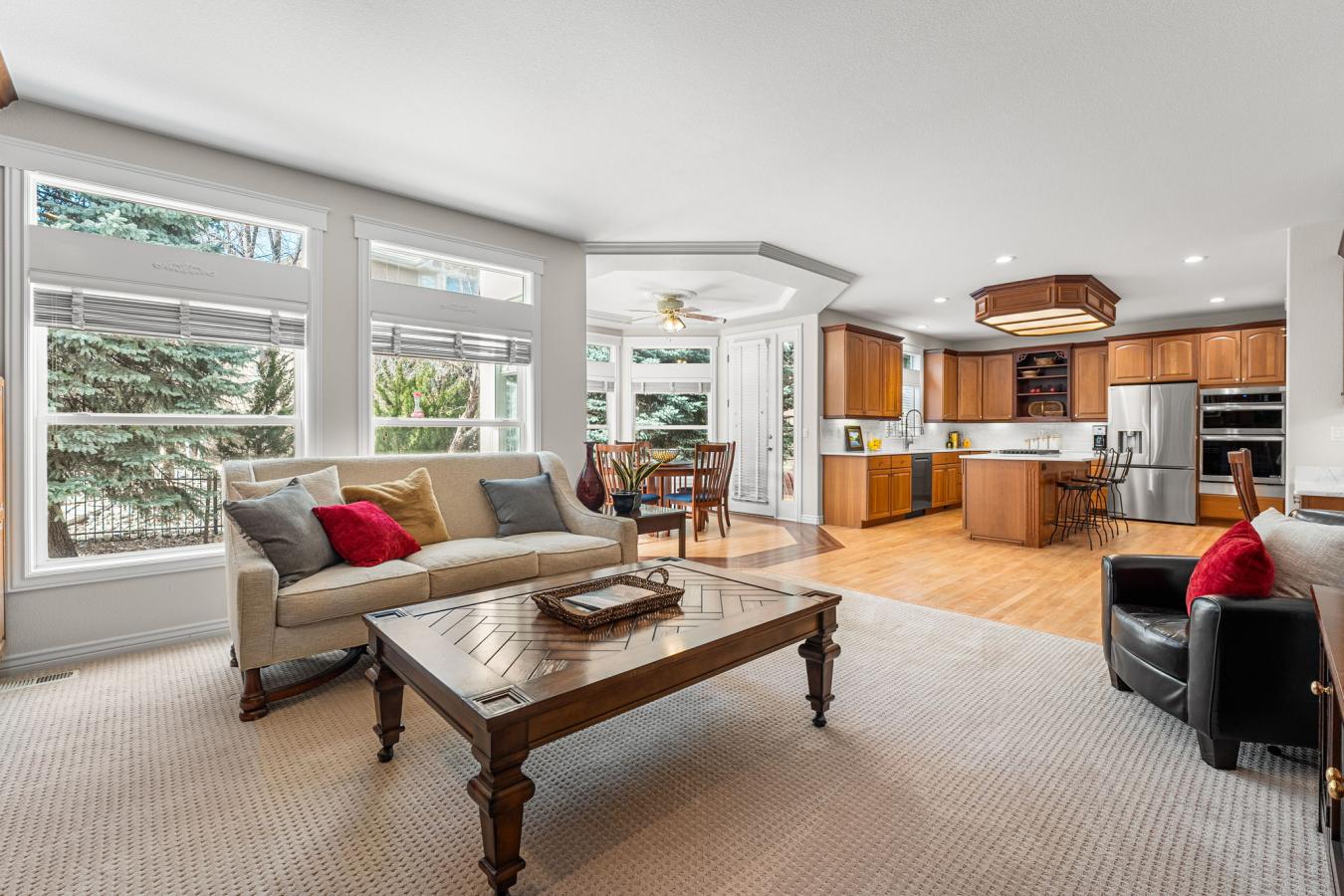 Littleton, Colorado, 80128, United States, 6 Bedrooms Bedrooms, ,5 BathroomsBathrooms,Residential,For Sale,1748553