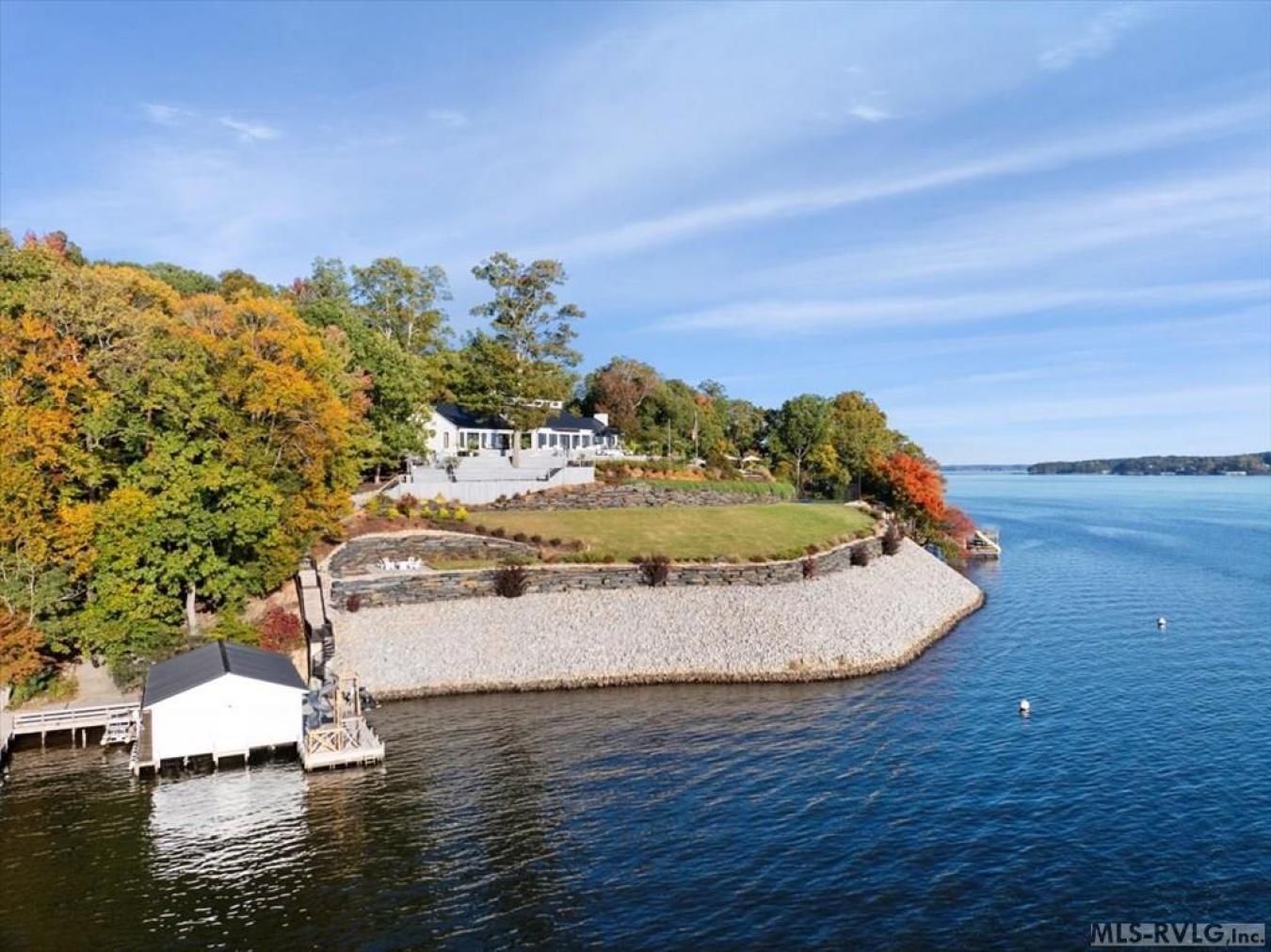 Littleton, North Carolina, 27850, United States, 4 Bedrooms Bedrooms, ,4 BathroomsBathrooms,Residential,For Sale,1748552