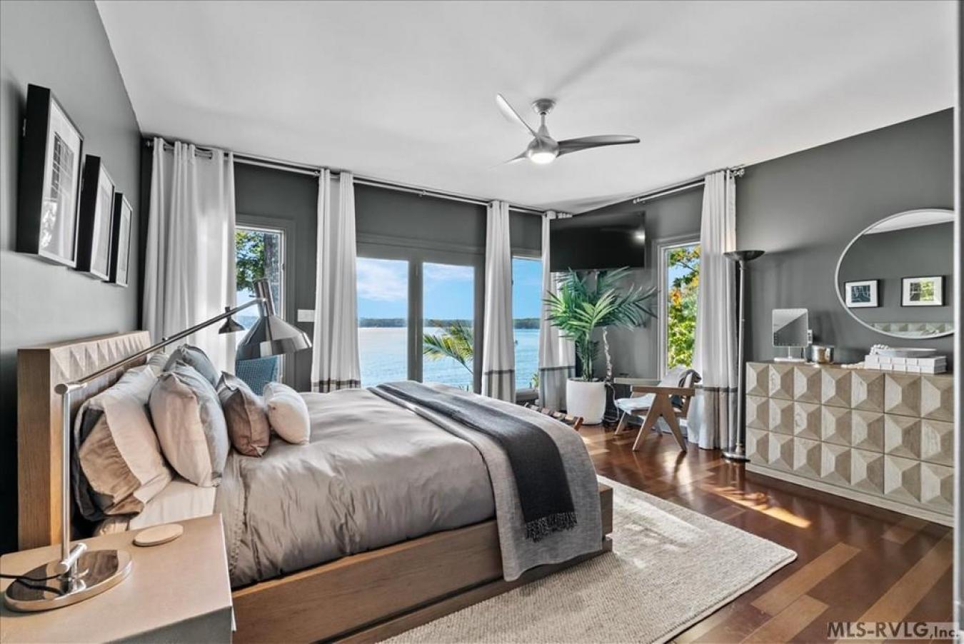 Littleton, North Carolina, 27850, United States, 4 Bedrooms Bedrooms, ,4 BathroomsBathrooms,Residential,For Sale,1748552