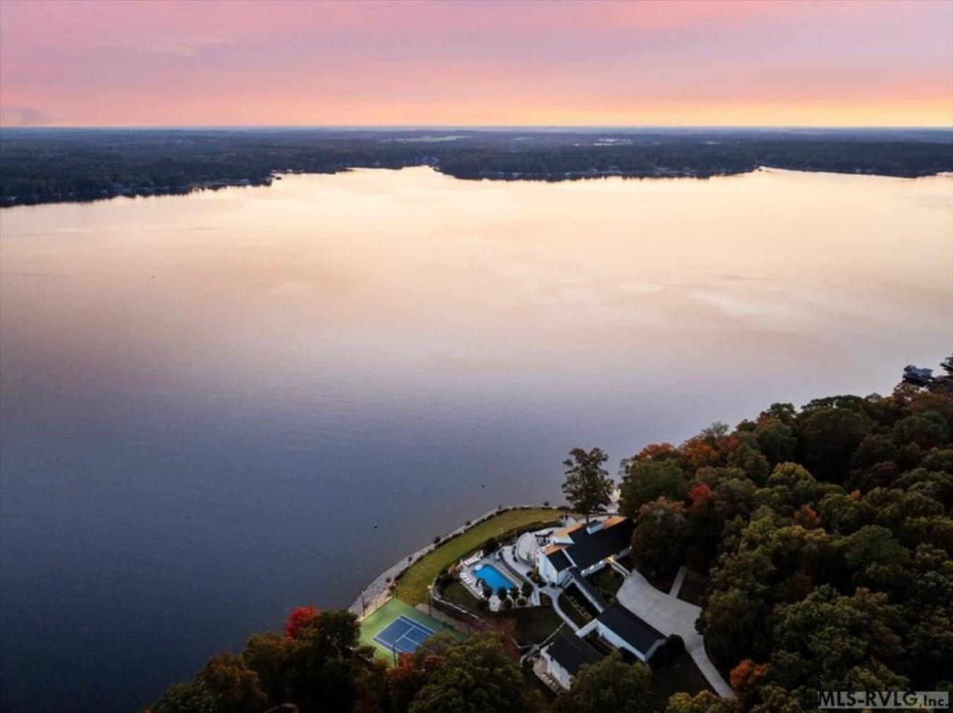 Littleton, North Carolina, 27850, United States, 4 Bedrooms Bedrooms, ,4 BathroomsBathrooms,Residential,For Sale,1748552