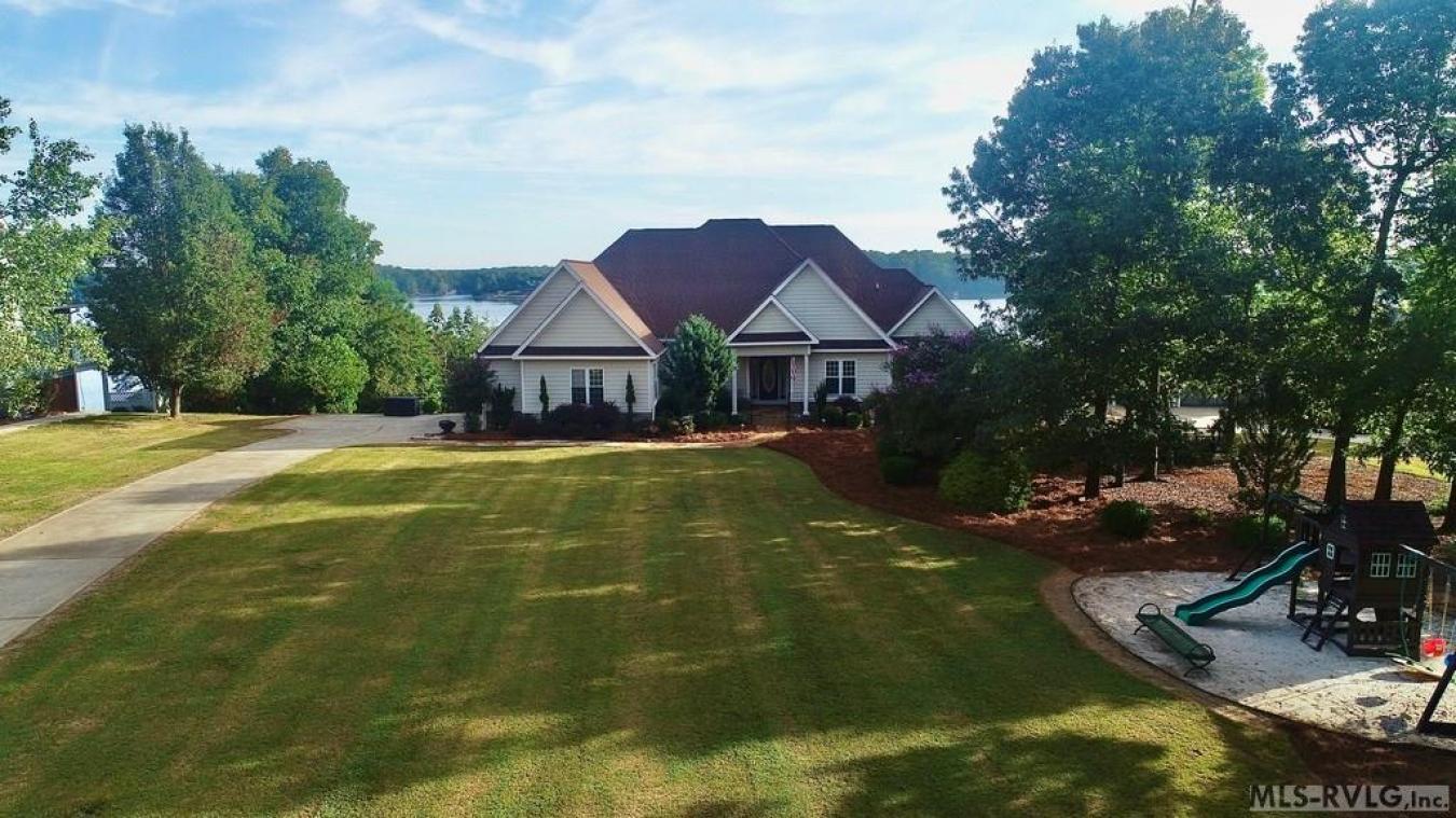 Macon, North Carolina, 27551, United States, 4 Bedrooms Bedrooms, ,4 BathroomsBathrooms,Residential,For Sale,1748551