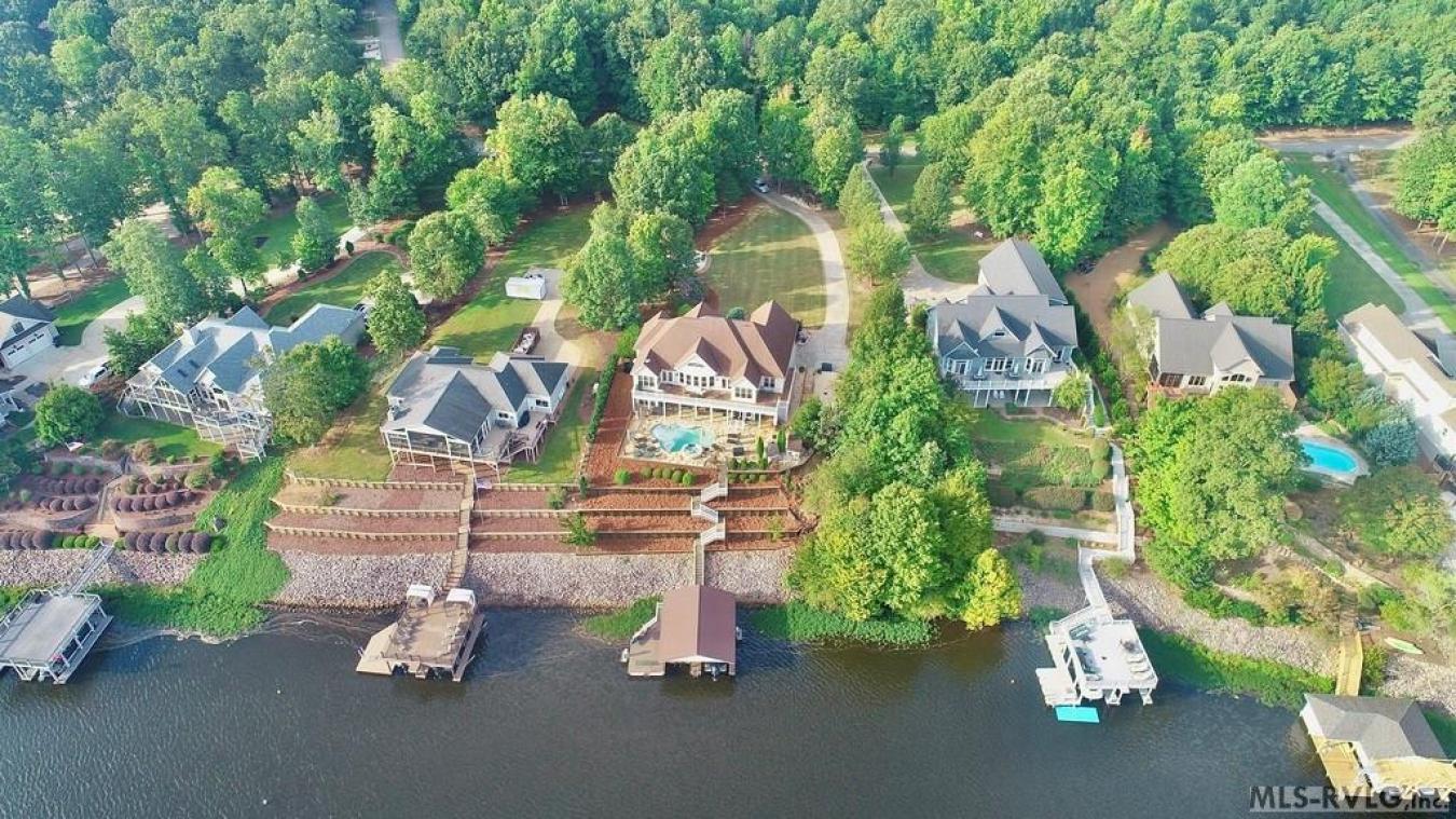 Macon, North Carolina, 27551, United States, 4 Bedrooms Bedrooms, ,4 BathroomsBathrooms,Residential,For Sale,1748551